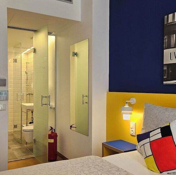 בית מלון כפרי Avion   National Cultural Monument   Iconic Houses Org