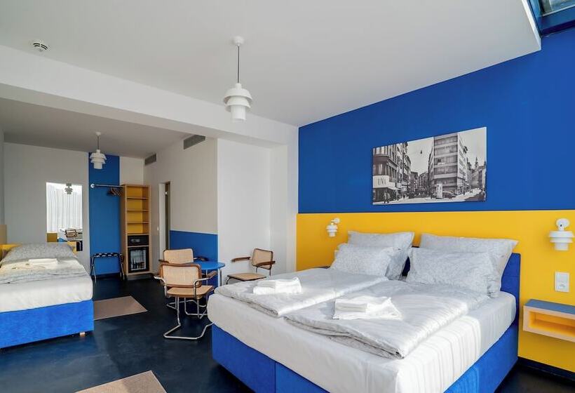 בית מלון כפרי Avion   National Cultural Monument   Iconic Houses Org