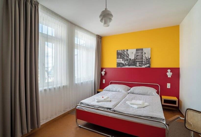 בית מלון כפרי Avion   National Cultural Monument   Iconic Houses Org