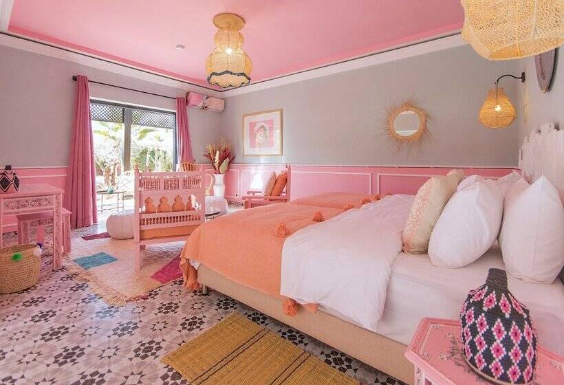 ペンション Maison Daouia