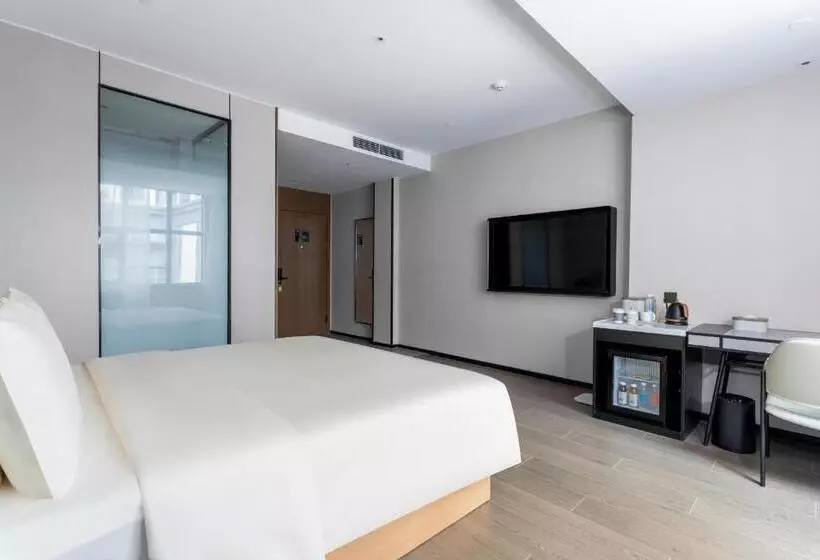 Atour X Hotel Zhuhai Gongbei Port High Speed Railway Station