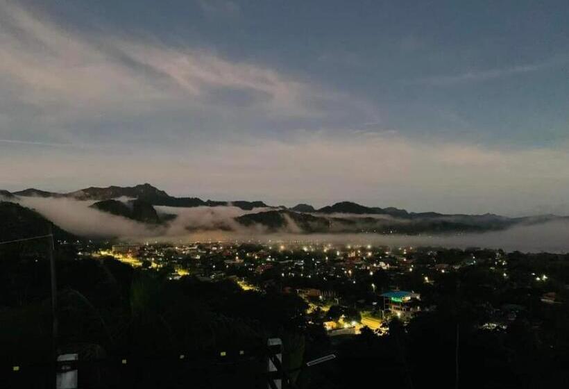 هتل Carlo S Swimming Pool