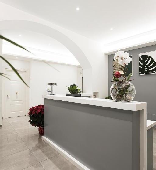 هتل Vaticano Luxury Guest House