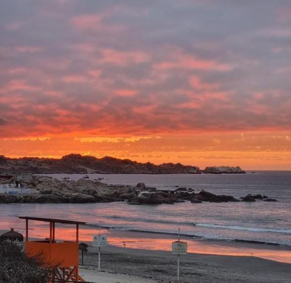 بنسيون Hostal Ruta Del Desierto