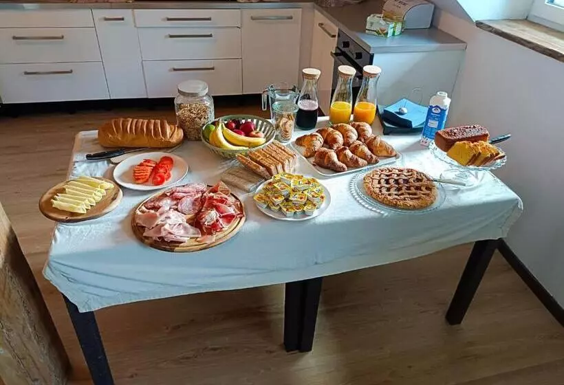 Aamiaismajoitus (B&B) Alby&b