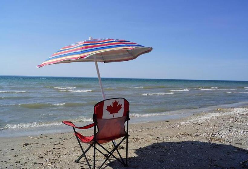 مبيت وإفطار Pelican Guest House. Village Style Living. Spend Vacation Time In Eco Place!