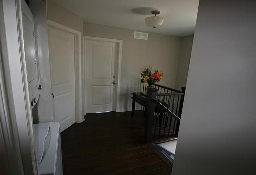 مبيت وإفطار Pelican Guest House. Village Style Living. Spend Vacation Time In Eco Place!