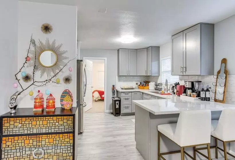 Charming Auburn Home: 15 Mi To Downtown Tacoma!