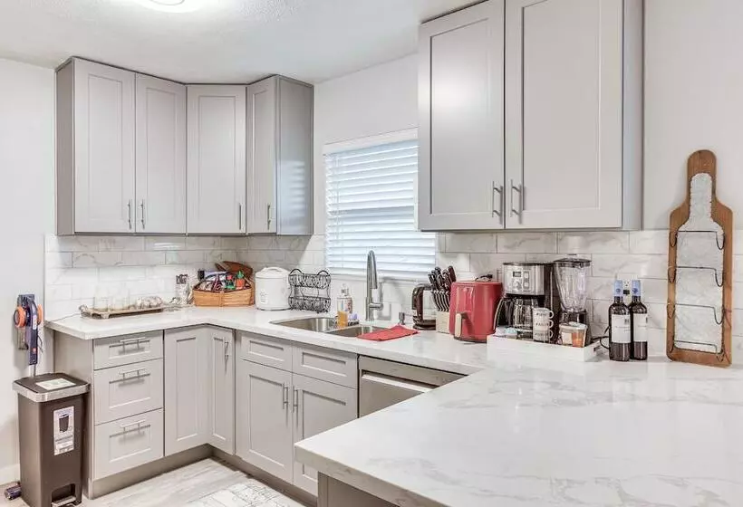 Charming Auburn Home: 15 Mi To Downtown Tacoma!