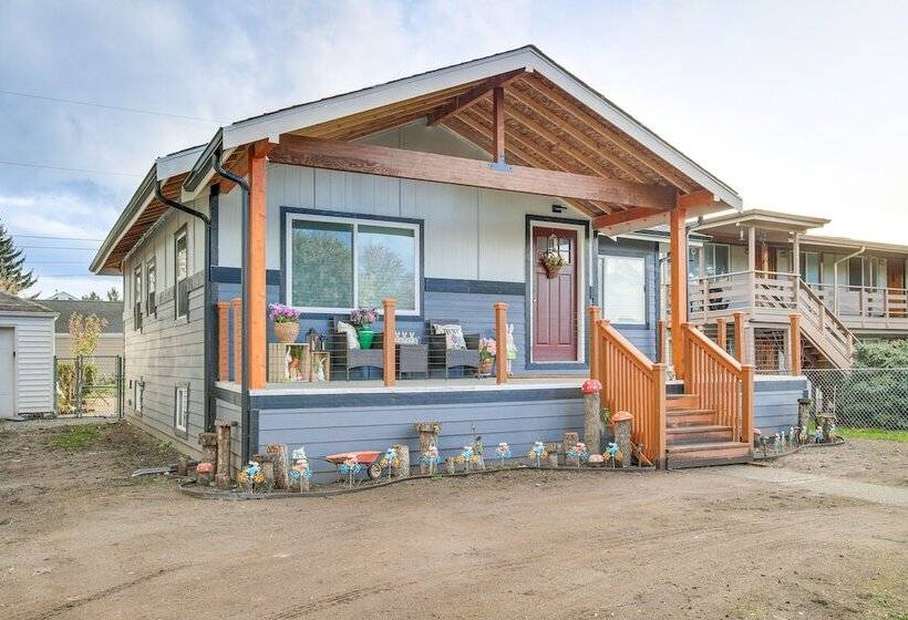 Charming Auburn Home: 15 Mi To Downtown Tacoma!