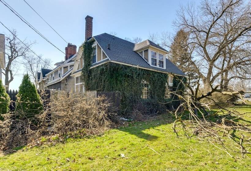 Cozy Niagara Falls Cottage W/ Gas Grill + Patio!