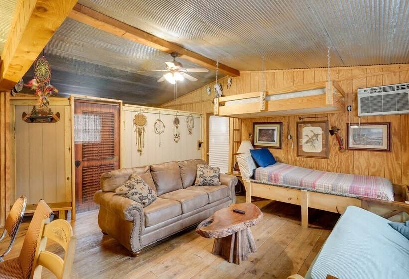 Cozy Riverfront Cabin ~ 2 Mi To Main Street Hardy