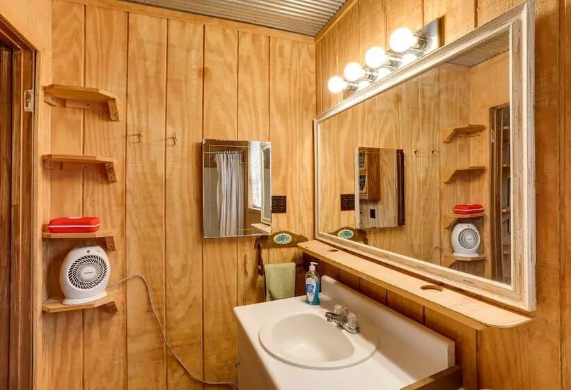 Cozy Riverfront Cabin ~ 2 Mi To Main Street Hardy