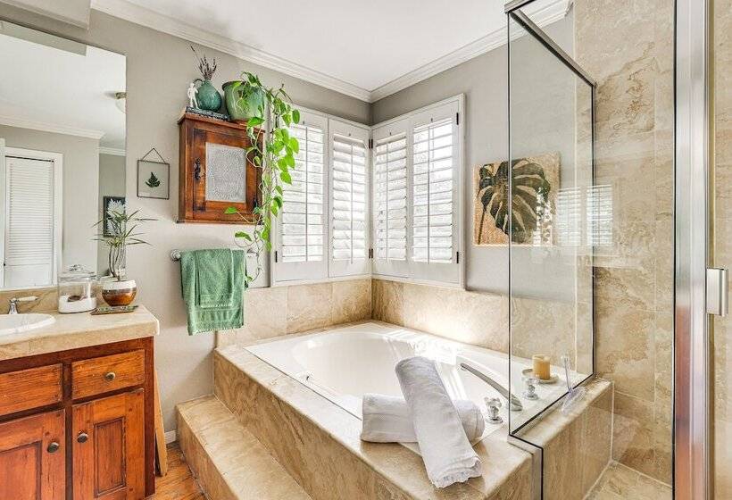 Escondido Home: Private Pool, 2 Grills & Fire Pit!