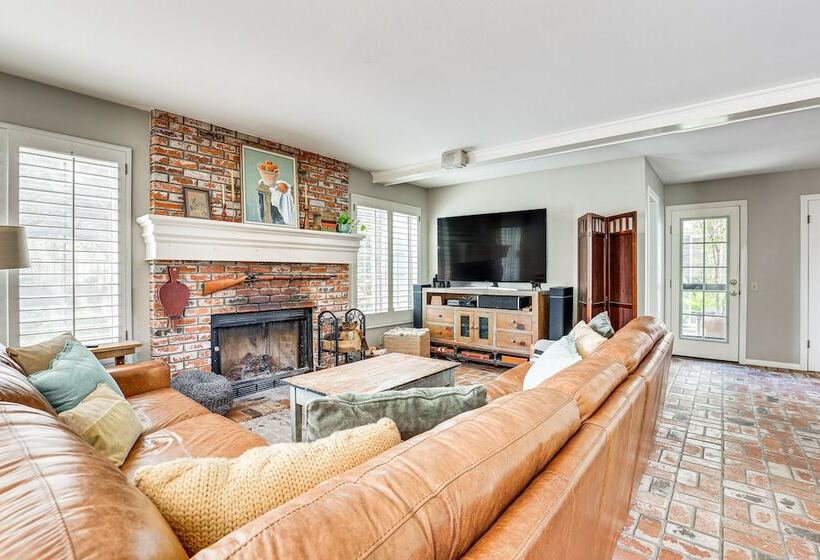 Escondido Home: Private Pool, 2 Grills & Fire Pit!