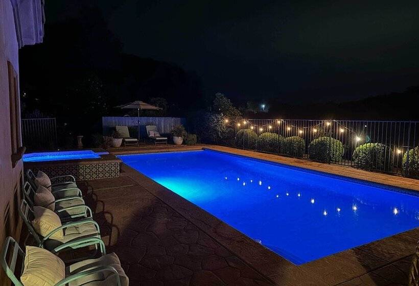 Escondido Home: Private Pool, 2 Grills & Fire Pit!