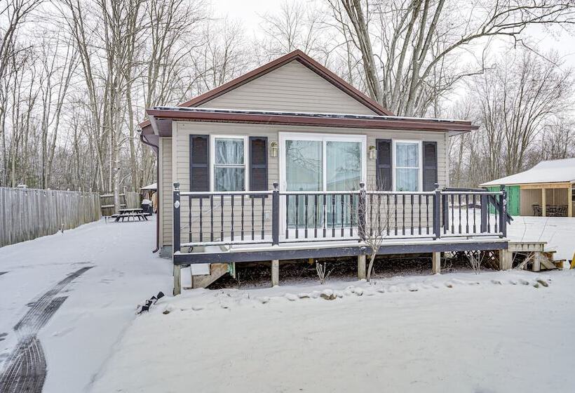 Family Home In Blossvale W/ Oneida Lake Access!
