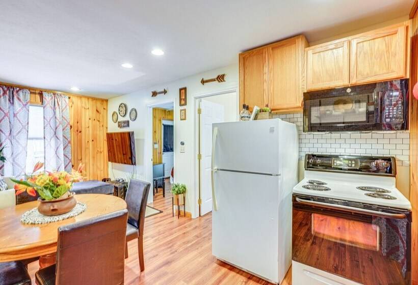 Family Home In Blossvale W/ Oneida Lake Access!