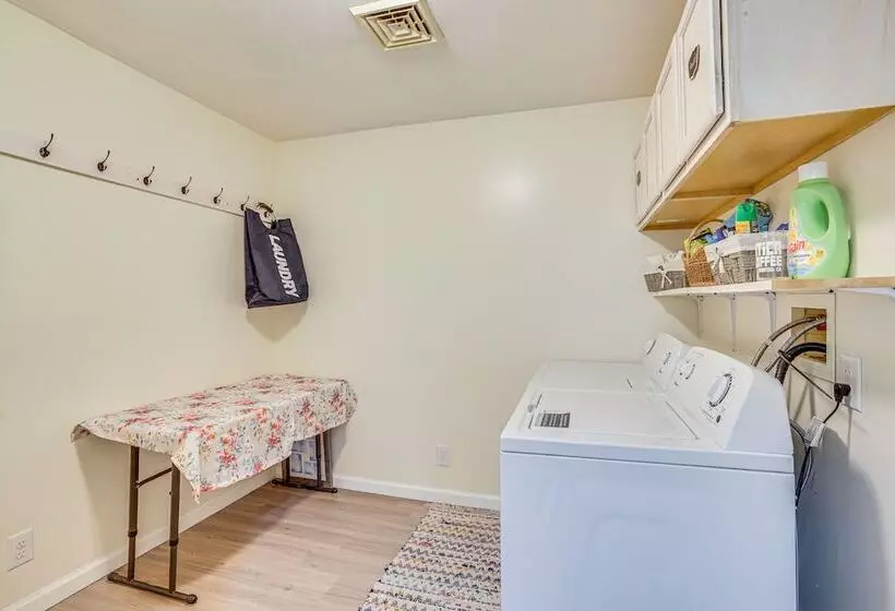 Family Home In Blossvale W/ Oneida Lake Access!