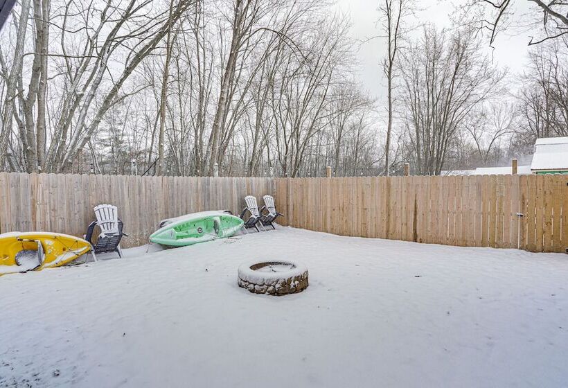 Family Home In Blossvale W/ Oneida Lake Access!