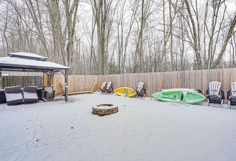 Family Home In Blossvale W/ Oneida Lake Access!