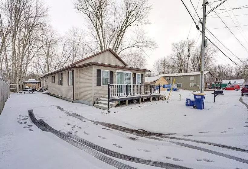 Family Home In Blossvale W/ Oneida Lake Access!