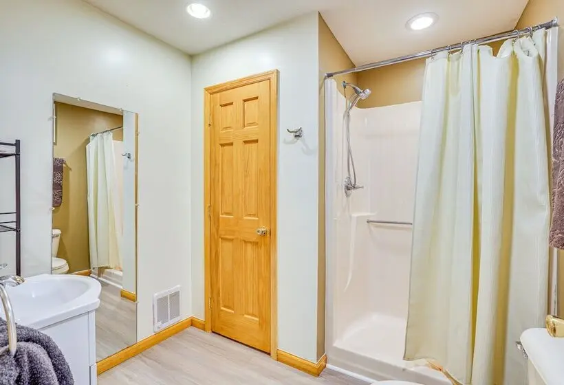 Family Home In Blossvale W/ Oneida Lake Access!