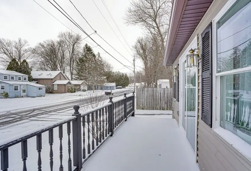 Family Home In Blossvale W/ Oneida Lake Access!