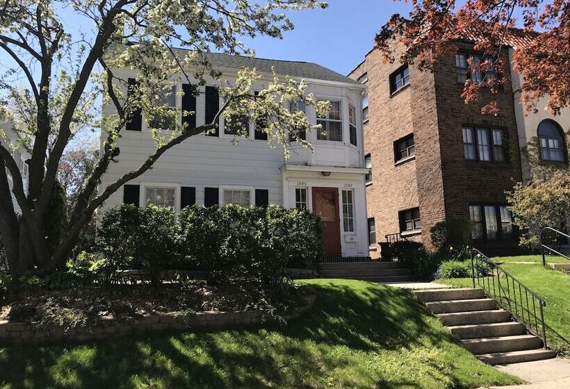 客栈 Beautiful Luxury Suite A Shorewood Home