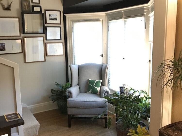 客栈 Beautiful Luxury Suite A Shorewood Home