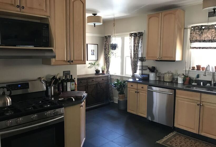 客栈 Beautiful Luxury Suite A Shorewood Home