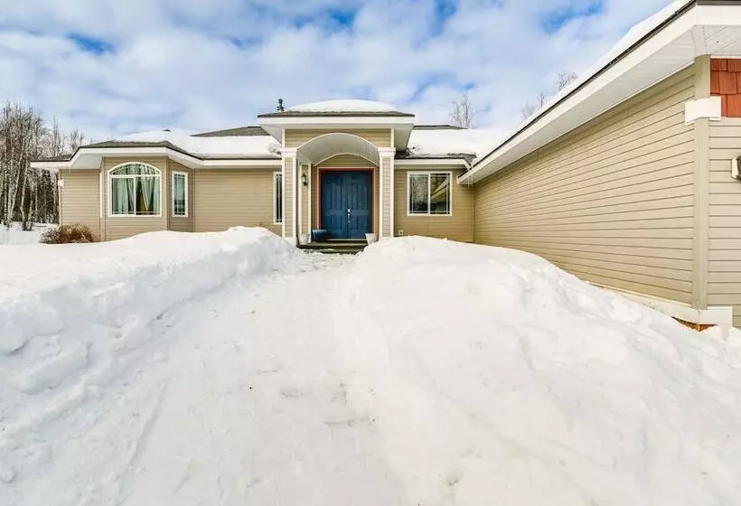 Inviting Wasilla Vacation Rental: 6 Mi To Big Lake