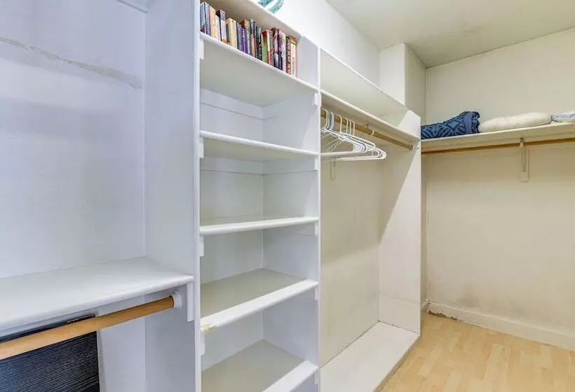 Inviting Wasilla Vacation Rental: 6 Mi To Big Lake