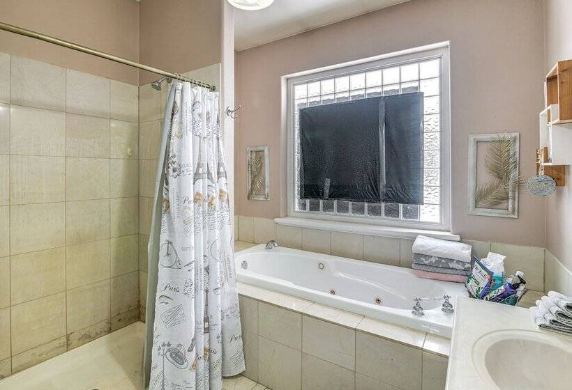 Inviting Wasilla Vacation Rental: 6 Mi To Big Lake