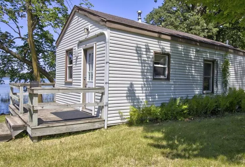 Legacy Lakeside Resort