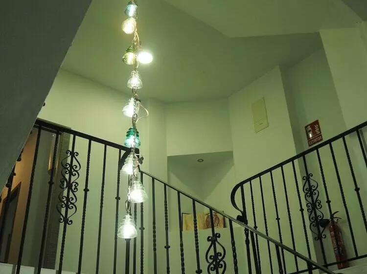 Molucano Themed Rooms