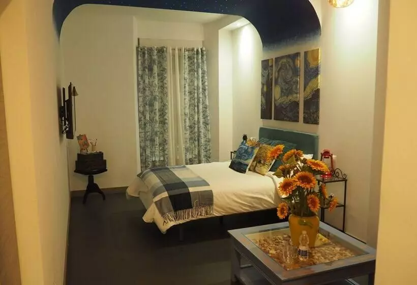 Molucano Themed Rooms