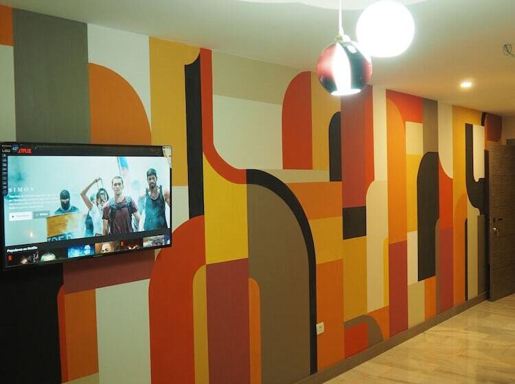 Molucano Themed Rooms