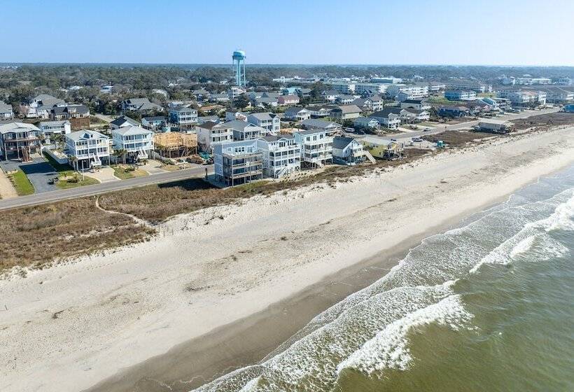 Oak Island Home W/ Covered Patio: Steps To Beach!