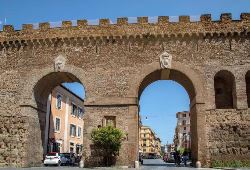 פנסיון Porta Castello Suites