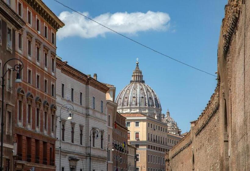 פנסיון Porta Castello Suites