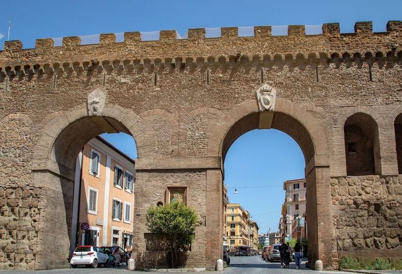 פנסיון Porta Castello Suites