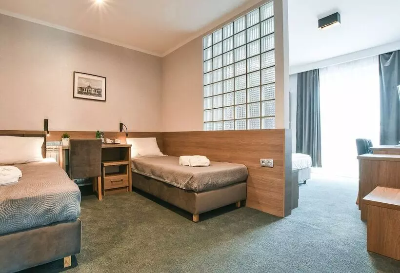 Majatalo Willa Marcel Park