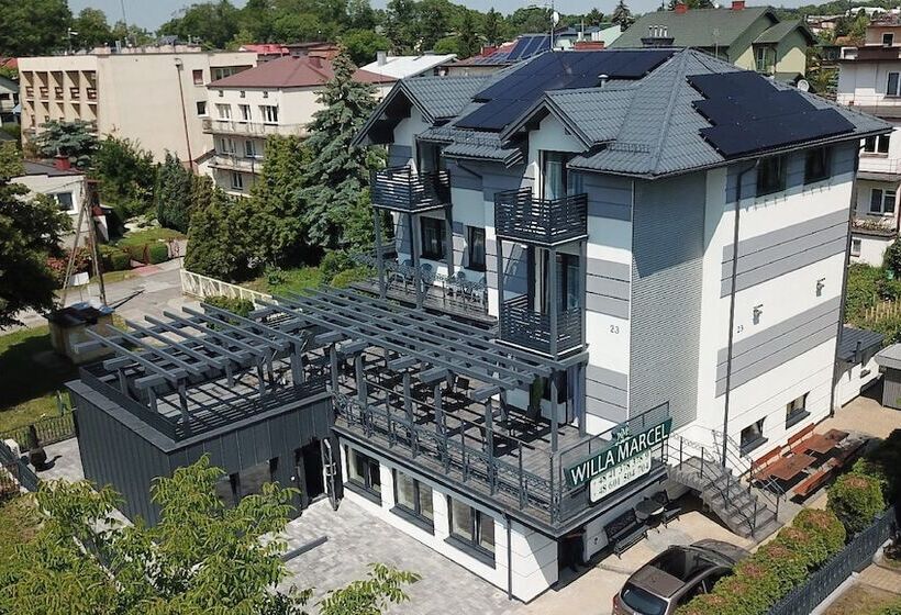 펜션 Willa Marcel Park