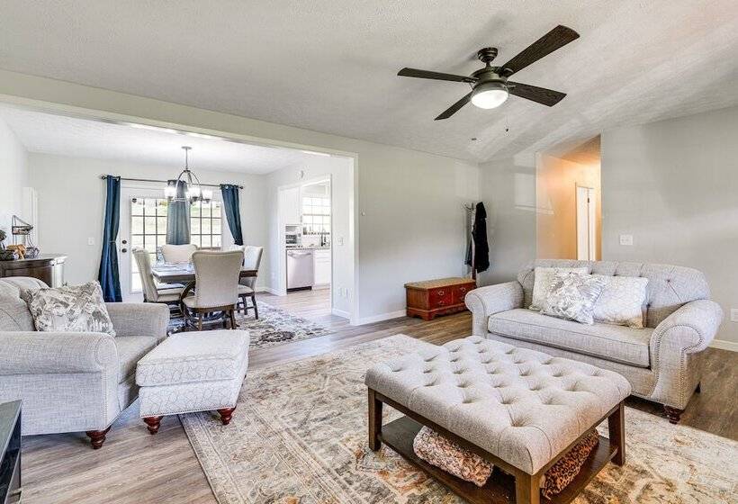 Pet Friendly Countryside Haven Near Cherokee Lake!