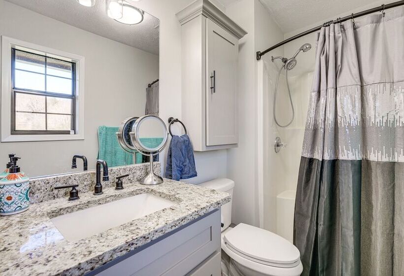 Pet Friendly Countryside Haven Near Cherokee Lake!