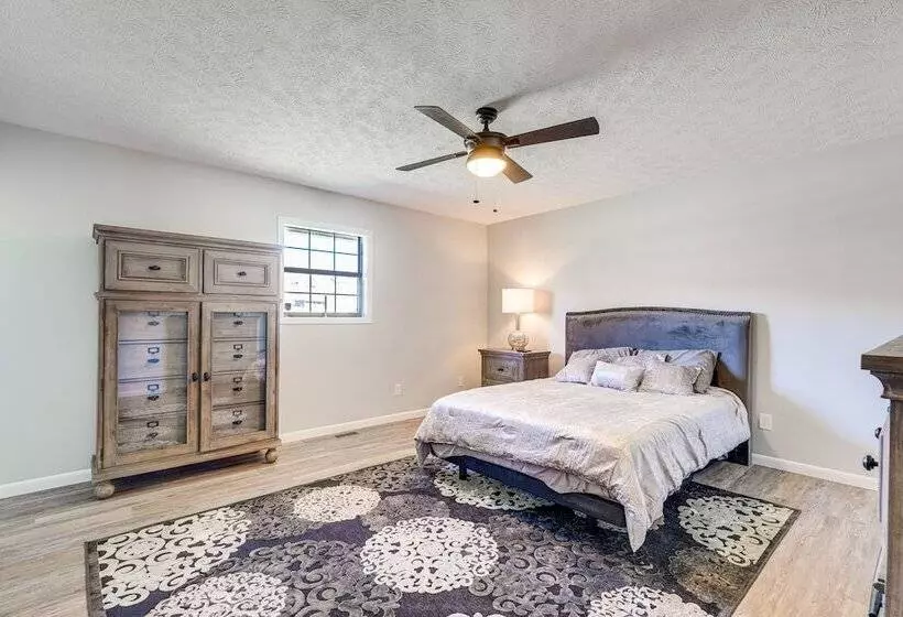 Pet Friendly Countryside Haven Near Cherokee Lake!