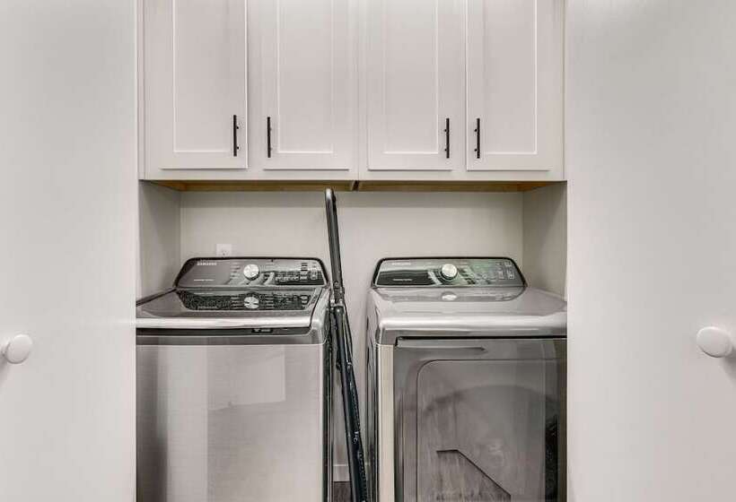 Pet Friendly Countryside Haven Near Cherokee Lake!