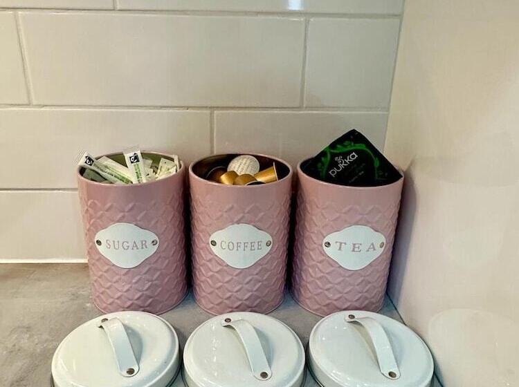 إقامة House In Croydon Welcomes You To Comfort And Style