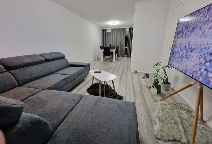 住所 Modern And Spacious 3 Bedrooms Family House